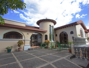 Отель Hotel Villa Serena Escalon  Сан-Сальвадор